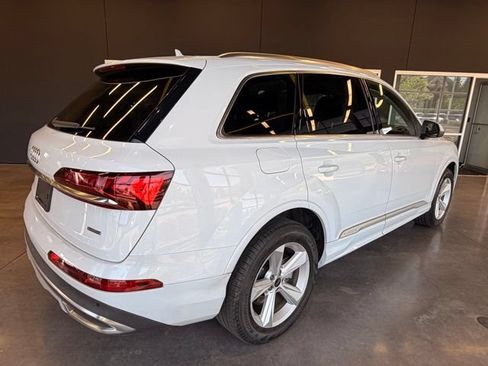 Used 2023 Audi Q7 3.0T Premium AWD/4WD image 7