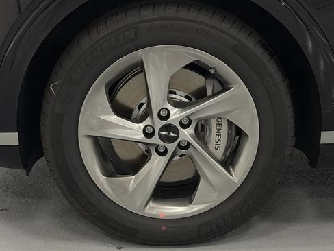 New 2026 Genesis GV70 2.5T Select image 8