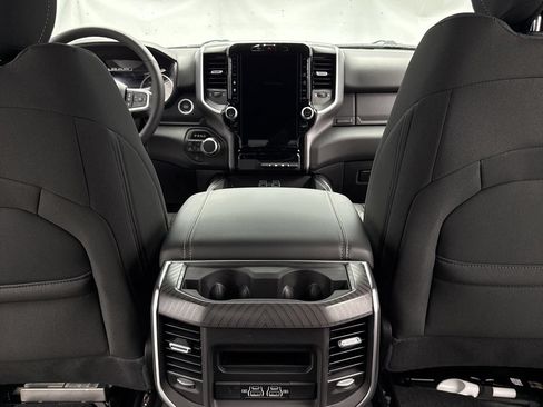 New 2026 RAM 1500 Big Horn AWD/4WD image 34