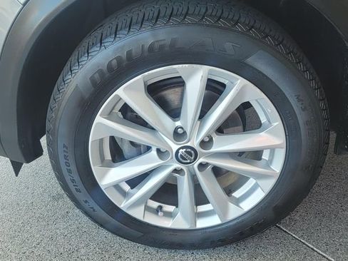 Used 2019 Nissan Rogue Sport SV w/ All-Weather Package image 6