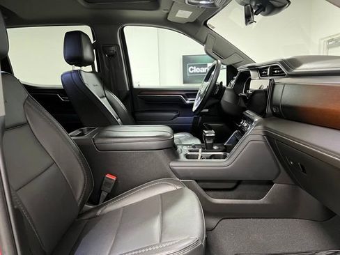 Used 2024 GMC Sierra 1500 Denali w/ Denali Reserve Package AWD/4WD image 58