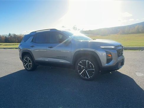 New 2026 Chevrolet Equinox RS w/ LPO, Floor Liner Package image 4