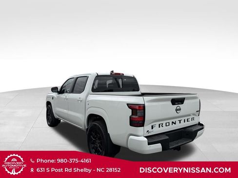 New 2026 Nissan Frontier 4x4 Crew Cab image 9