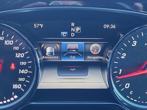 Used 2017 Mercedes-Benz E 300 4MATIC image 9