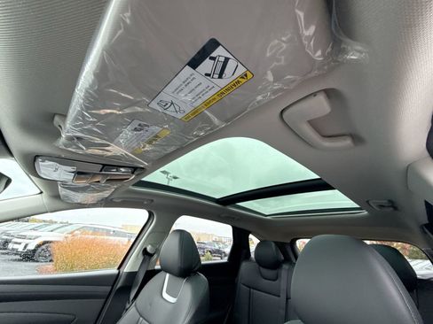 New 2026 Hyundai Tucson Limited image 24