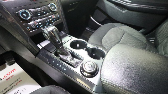 Used 2018 Ford Explorer XLT w/ Equipment Group 201A AWD/4WD image 18