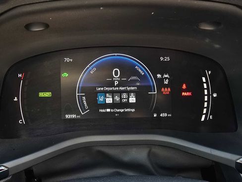 Used 2025 Toyota Camry LE w/ Convenience Package image 26