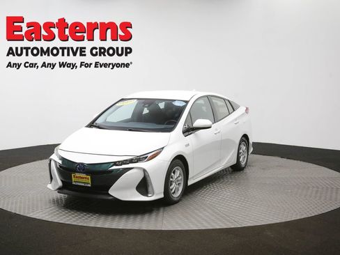 Used 2018 Toyota Prius Prime Plus image 92