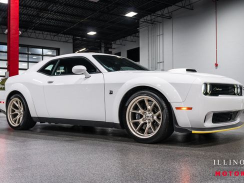 Used 2023 Dodge Challenger R/T Scat Pack RWD image 7
