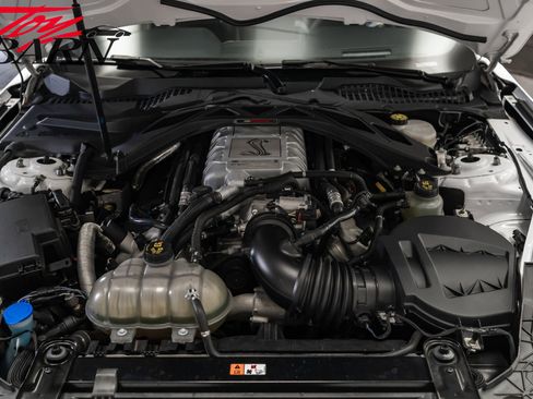 Used 2020 Ford Mustang Shelby GT500 w/ Technology Package image 46