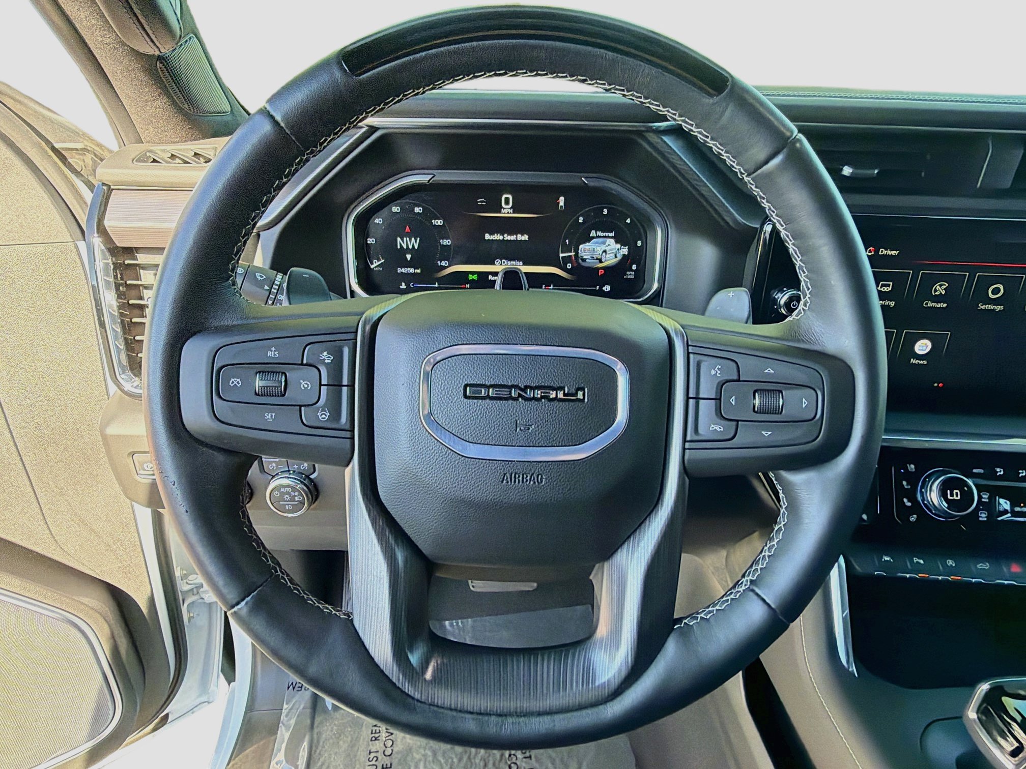 Used 2026 GMC Sierra 1500 Denali Ultimate AWD/4WD image 11