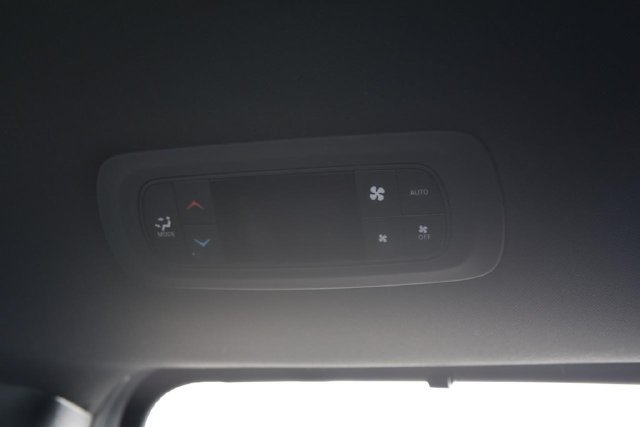 Used 2023 Chrysler Pacifica Touring-L w/ S Appearance Package FWD image 26