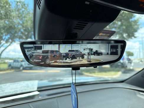Used 2024 Chevrolet Traverse RS FWD image 20