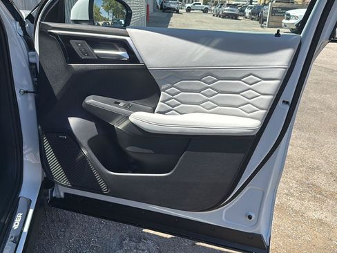 New 2026 Mitsubishi Outlander SEL AWD/4WD image 31