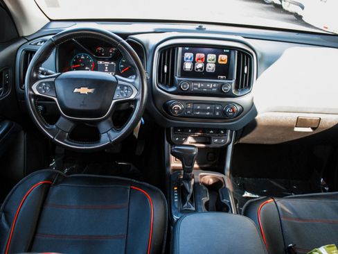 Used 2015 Chevrolet Colorado Z71 w/ LPO, Gearon Bar Package RWD image 25