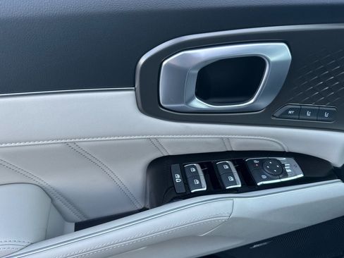 New 2026 Kia Sorento SX Prestige AWD/4WD image 11