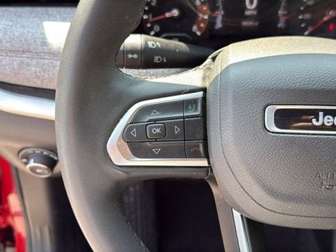 Certified 2023 Jeep Compass Latitude AWD/4WD image 16