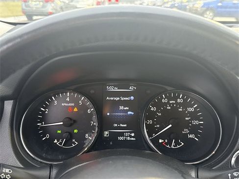 Used 2017 Nissan Rogue SL w/ SL Premium Package image 15