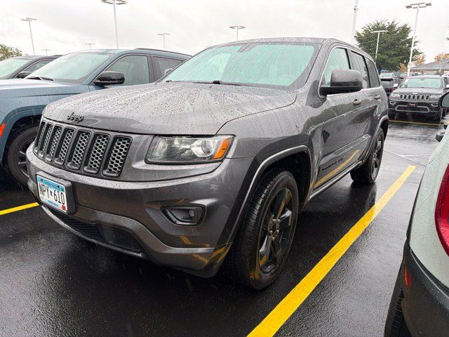 Used 2015 Jeep Grand Cherokee Altitude AWD/4WD image 3