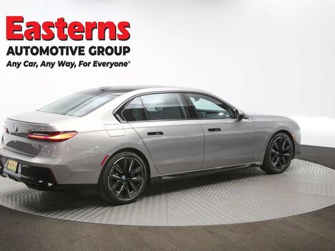 Used 2023 BMW 760i xDrive w/ Executive Package AWD/4WD image 46