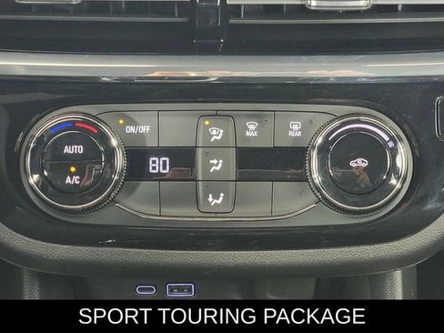 Used 2025 Buick Envista Sport Touring FWD image 21