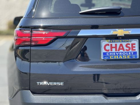 Certified 2022 Chevrolet Traverse LS image 7