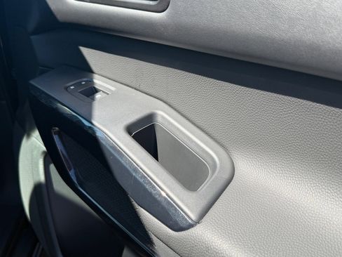 New 2025 Nissan Pathfinder SV w/ Cargo Package image 15