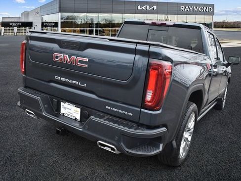 Certified 2021 GMC Sierra 1500 Denali w/ Denali Ultimate Package AWD/4WD image 4