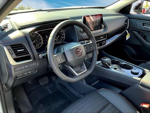 New 2026 Nissan Rogue SV AWD/4WD image 7