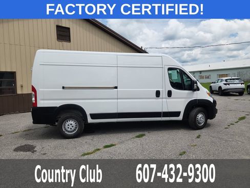 Used 2024 RAM ProMaster 2500 w/ Convenience Group FWD image 9