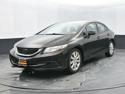 Used 2013 Honda Civic LX image 1