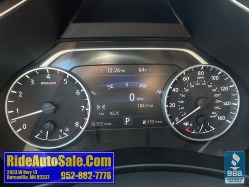 Used 2017 Nissan Murano SV AWD/4WD image 17