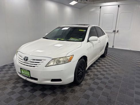 Used 2007 Toyota Camry CE FWD image 3