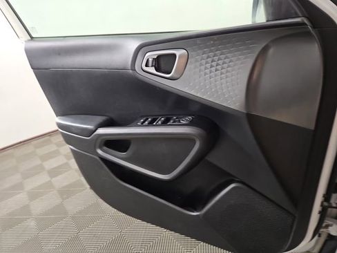 Used 2021 Kia Soul S FWD image 26