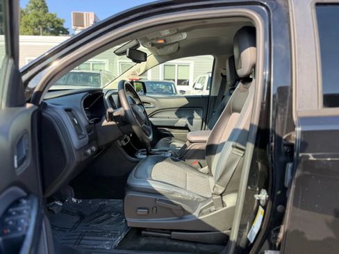 Used 2016 Chevrolet Colorado Z71 AWD/4WD image 6