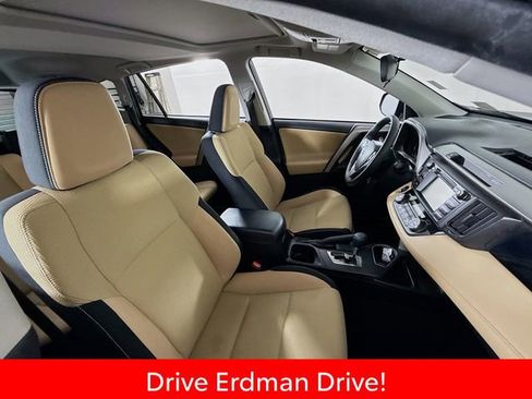 Certified 2018 Toyota RAV4 XLE FWD image 23