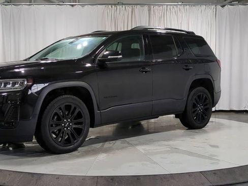 Used 2023 GMC Acadia SLT w/ Elevation Edition image 5