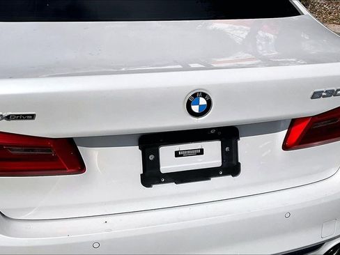 Used 2019 BMW 530i xDrive w/ Convenience Package image 24
