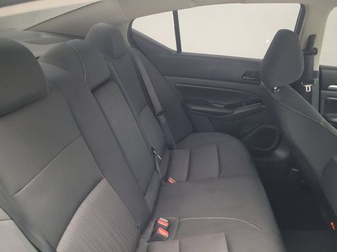 Used 2023 Nissan Altima 2.5 SV FWD image 19