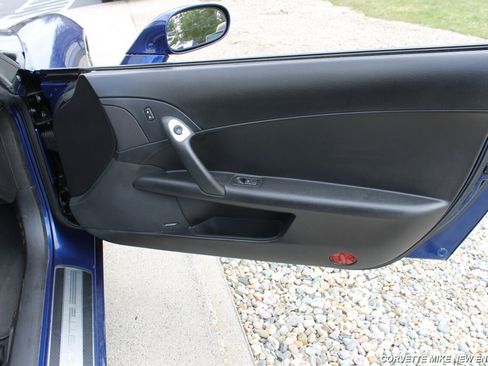 Used 2007 Chevrolet Corvette Convertible w/ Preferred Equipment Group image 34