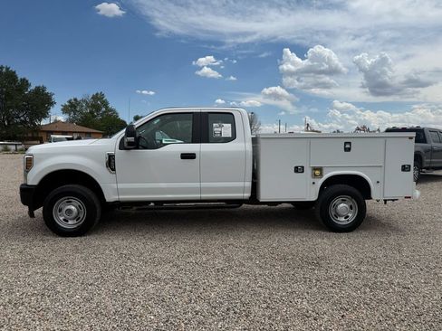 Used 2018 Ford F350 XL AWD/4WD image 6