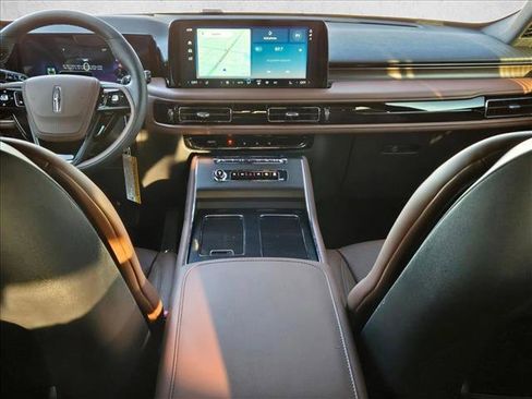 New 2026 Lincoln Aviator Reserve image 15