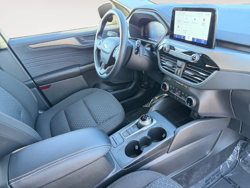 Used 2025 Ford Escape Active AWD/4WD image 26