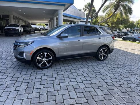Used 2023 Chevrolet Equinox LT FWD image 32