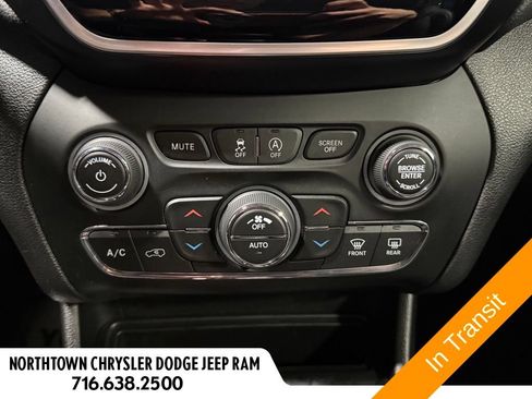Used 2020 Jeep Cherokee Limited AWD/4WD image 17