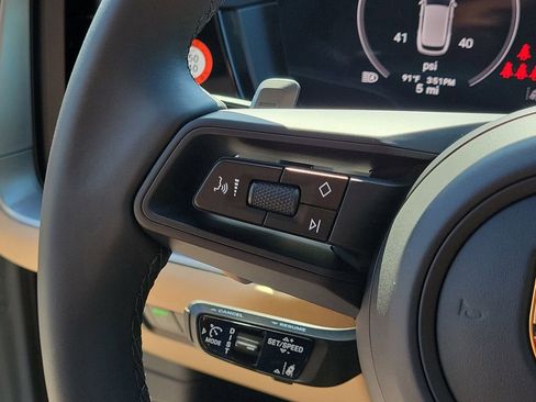 New 2026 Porsche Cayenne AWD/4WD image 34