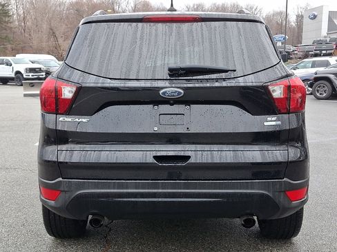 Used 2019 Ford Escape SE image 9