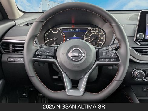 New 2025 Nissan Altima 2.5 SR image 12
