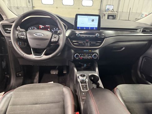 Used 2022 Ford Escape SEL w/ SEL Stealth AWD Package image 2