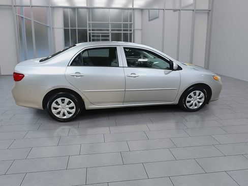 Used 2010 Toyota Corolla LE FWD image 9